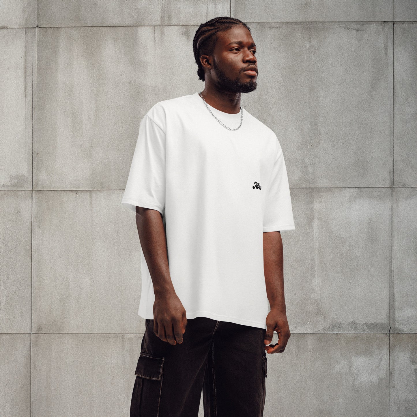 Oversized Λευκό Ανδρικό T-shirt - Graffiti Tag "Freedom"