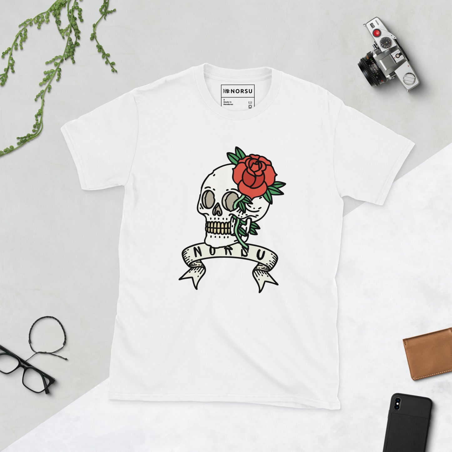 White Men's T-shirt - Skull with Roses