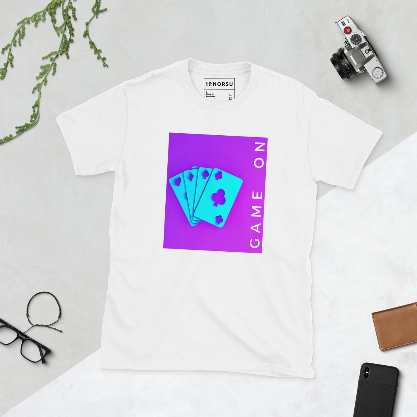 Λευκό Ανδρικό T-shirt - Μωβ Γαλάζια Τράπουλα Game On