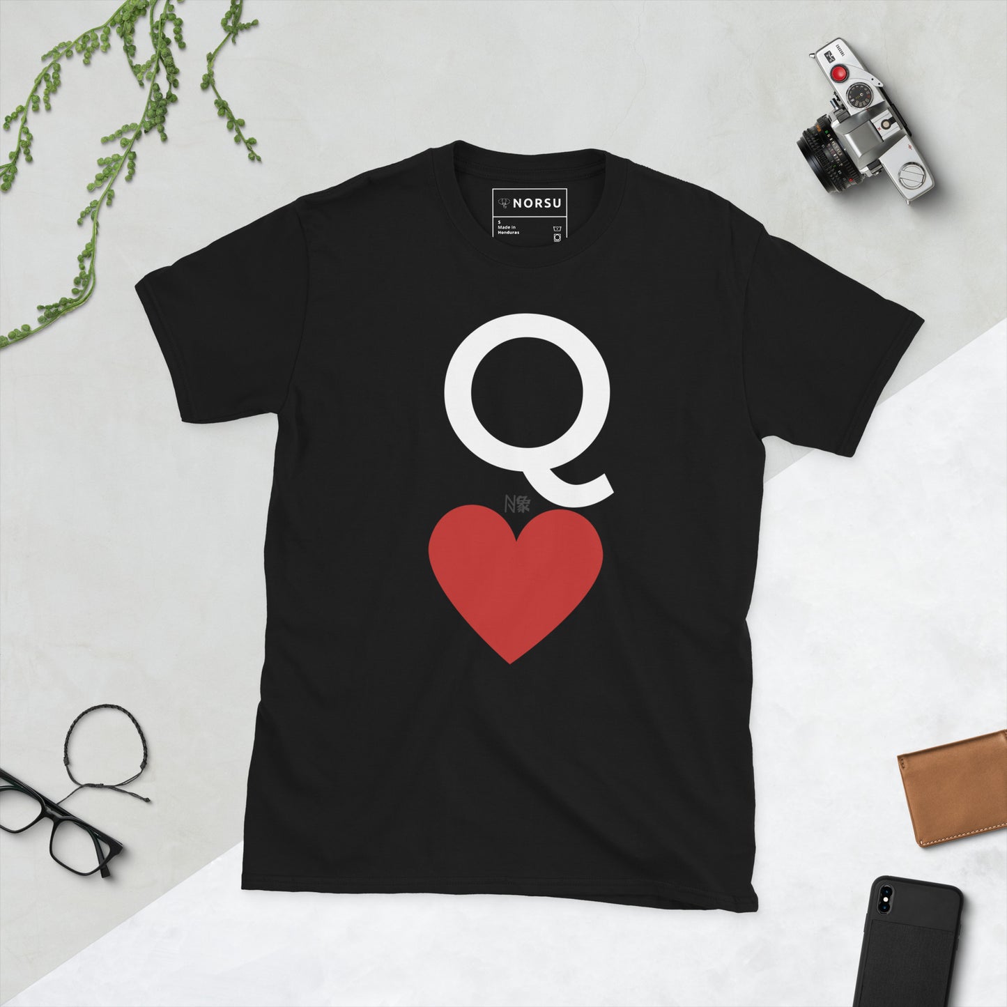 Μαύρο Ανδρικό T-shirt - Τραπουλόχαρτο Ντάμα Κούπα Queen of Hearts