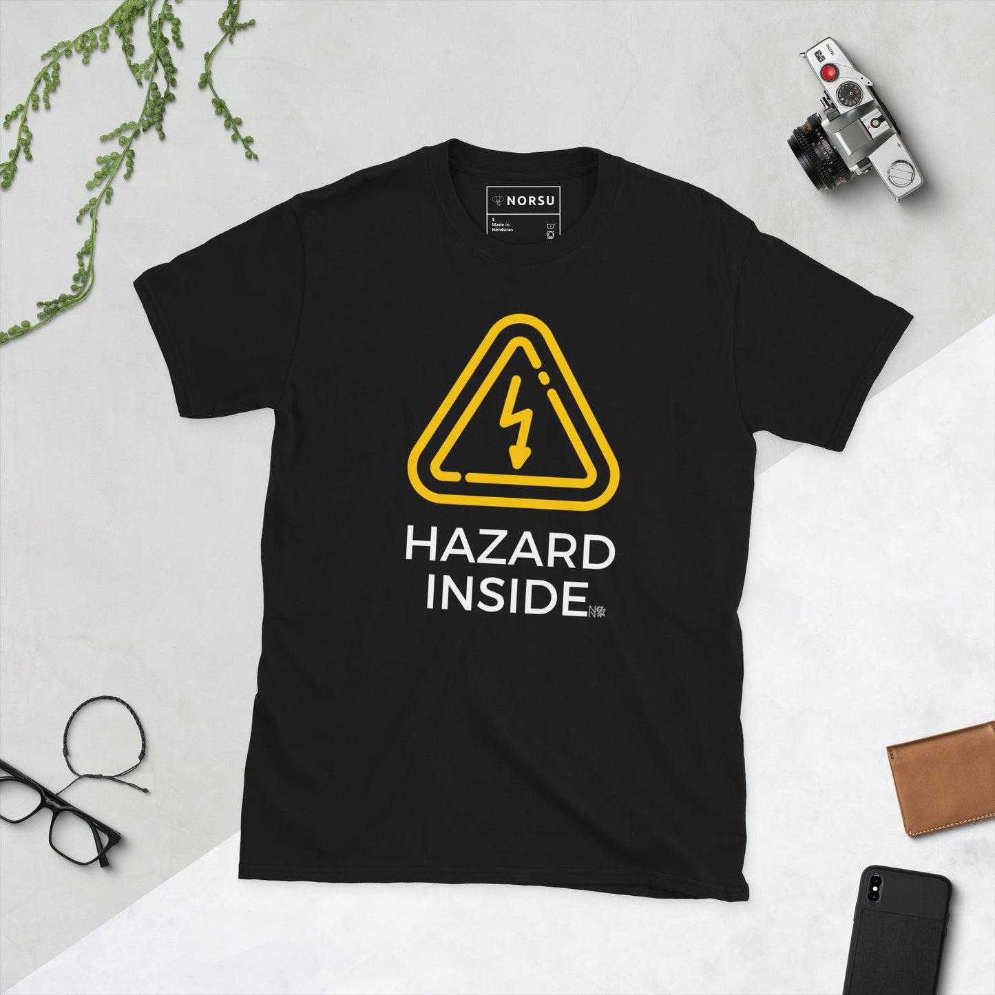 Μαύρο Ανδρικό T-shirt - Hazard Inside